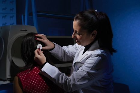 Ocular electrophysiology tests (ERG-PEV-EOG) 1 Esame elettrofisiologia oculare